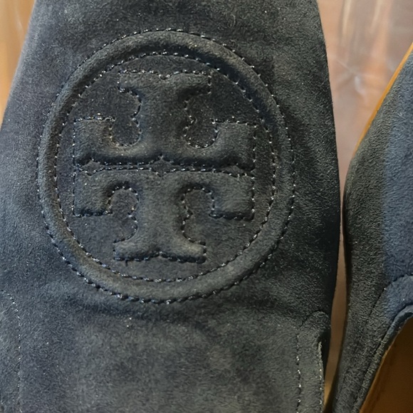 Tory Burch Leigh Elastic Flats Classic Slip On Loafers Silk Suede Navy Sz 8 $268 - Picture 7 of 7